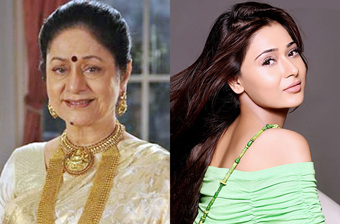 Aruna Irani and Sara Khan