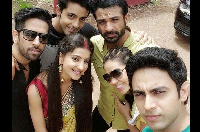 Team Saathiya