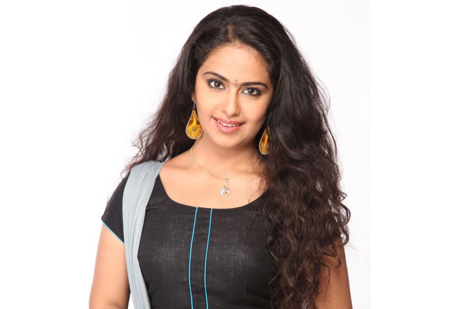  Avika Gor