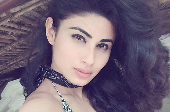 Mouni Roy 