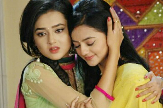 Helly Shah and Tejaswi Wayangankar