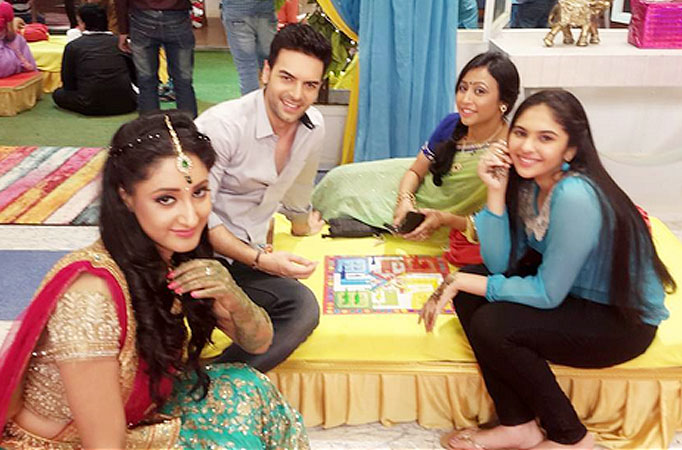 Ludo time on the sets of Ek Rishta Saajhedari Ka