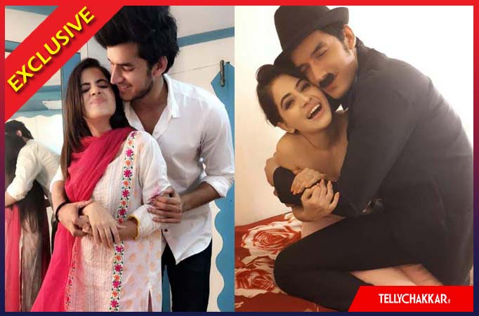 Couple alert! Meri Durga actors Paras and Urfi in LOVE 