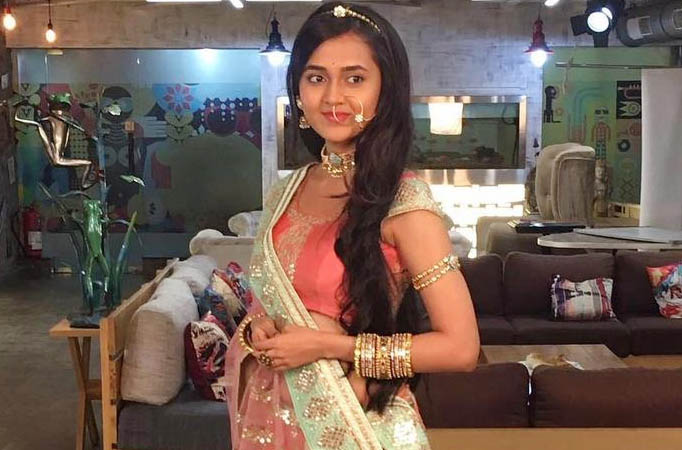 Tejasswi masters the art of sword fighting on ‘Rishta Likhenge