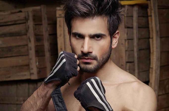 Karan Tacker