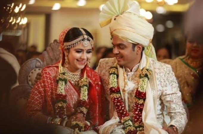 Palak Jain and Tapasvi Mehta get hitched; check out their wedding photo