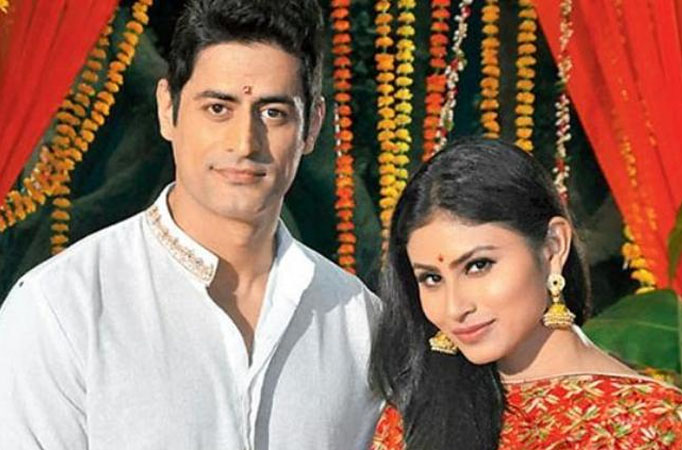 Mohit Raina says he never dated Mouni Roy  