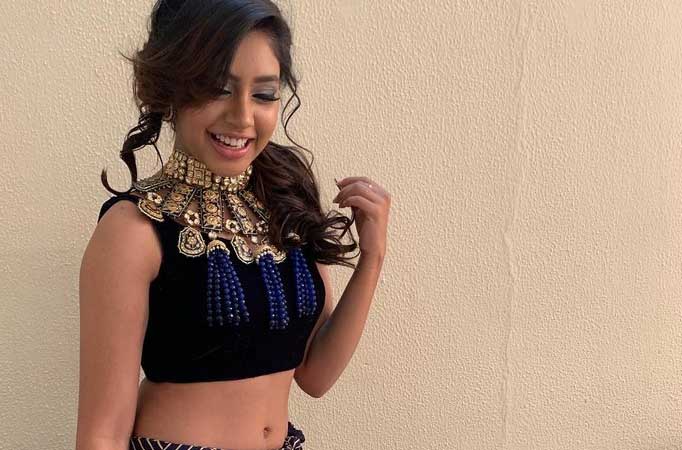 Niti Taylor 