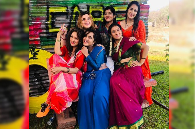 Sagarikha Ghatge, Vidhya Malwade, Delnaaz Irani, Pritam Kagne, Usha Naik and Neha  Jjawade 