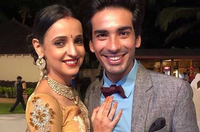 Sanaya Irani,  Mohit Sehgal.