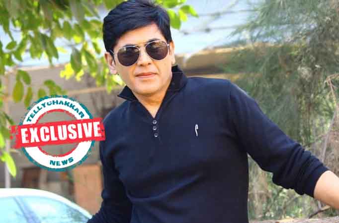 Aasif Sheikh duped of 2 lakh rupees