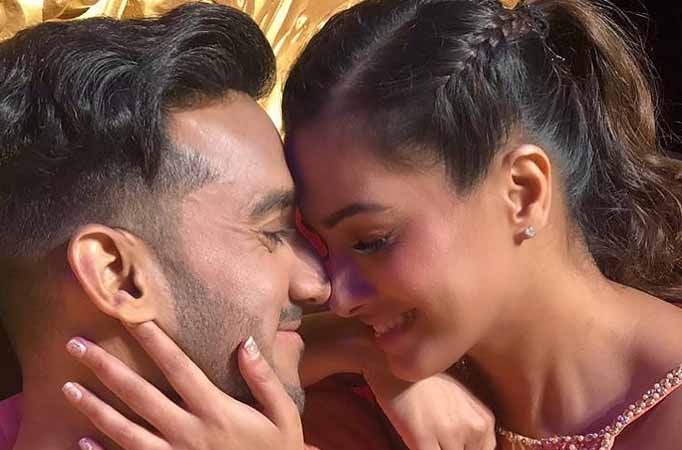 Read to know about Nach Baliye 9’s Anita Hassanandani and Rohit Reddy's adorable love story 