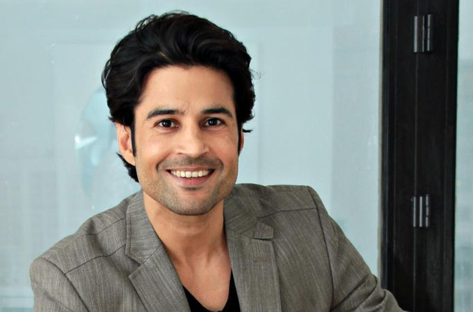 Being detached is the best thing, says Rajeev Khandelwal