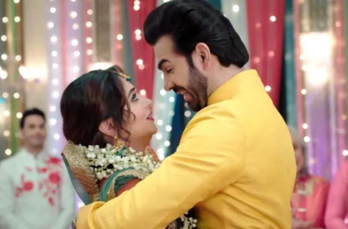 Rohit and Sonakshi's STEAMY ROMANCE in Kahaan Hum Kahaan Tum!