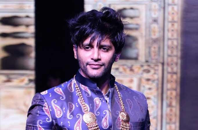 Karanvir Bohra finds the best way to deal with traffic and we can totally agree