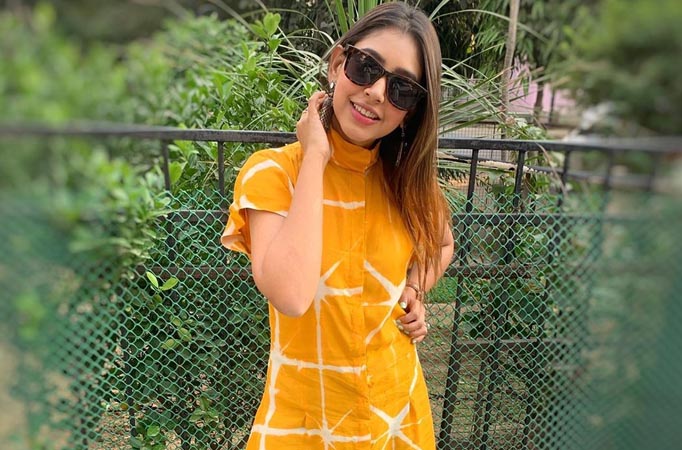 Niti Taylor attempts SOMETHING DIFFERENT and it will leave you SPELL BOUND!