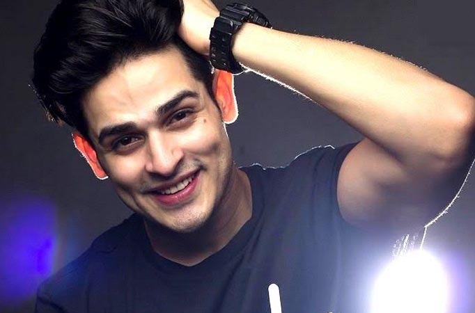 Priyank Sharma strikes a drool-worthy pose for ace photographer Dabboo Ratnani