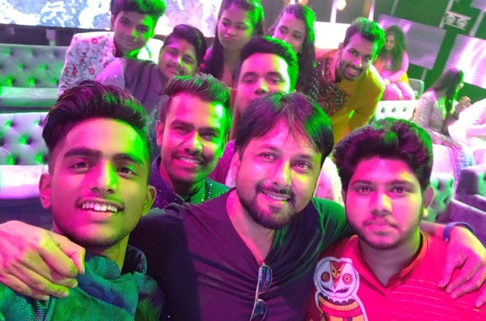 Siddhartha Dey back on the sets of Indian Idol Season 11