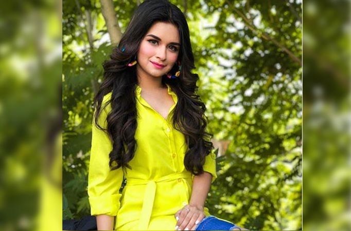 7times Avneet Kaur gave a different touch to her open hair hairstyles 