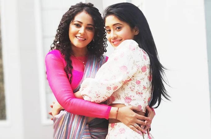 Yeh Rishtey Hain Pyaar Ke's Kaveri Priyam gives a SWEET HUG to Shivangi Joshi 