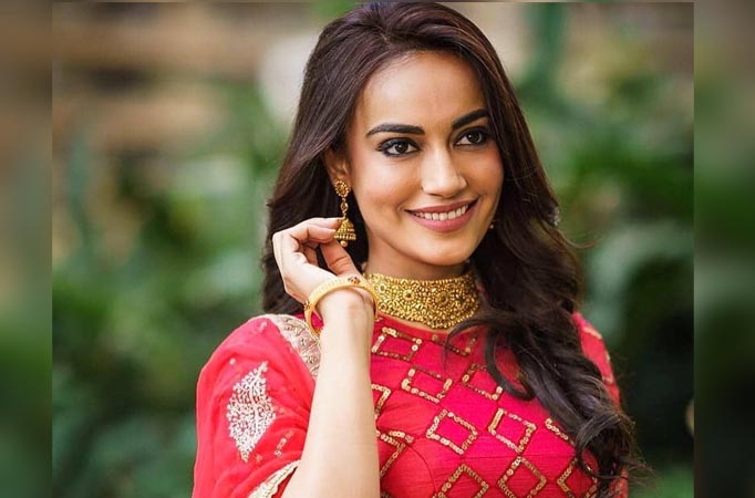 Fans are obsessed with Surbhi Jyoti's new look