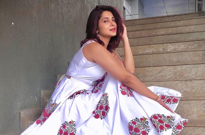 Jennifer Winget as a bridesmaid will leave you spellbound!