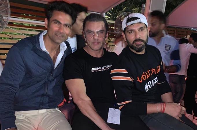 Sohail Khan, Mohammad Kaif, and Yuvraj Singh make for a happy picture 