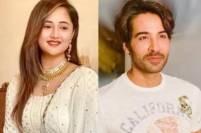 Arhaan Khan proposes Rashami Desai after re-entering Bigg Boss 13! Here's how Rasahmi reacted 