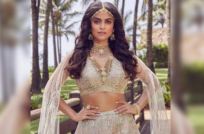 Sayantani Ghosh unveils her look in Naagin 4; looks surreal in these pictures 