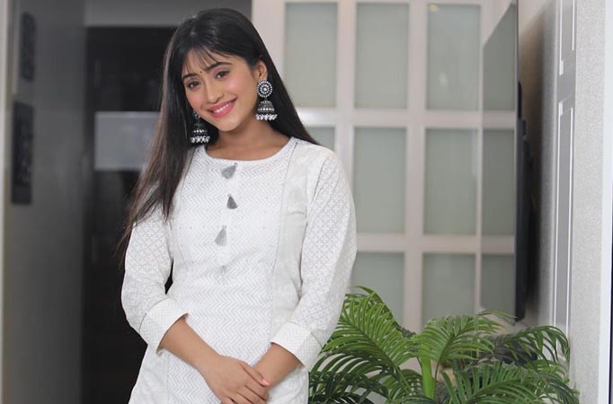 Meet Shivangi Joshi’s LOOKALIKE from the Television industry