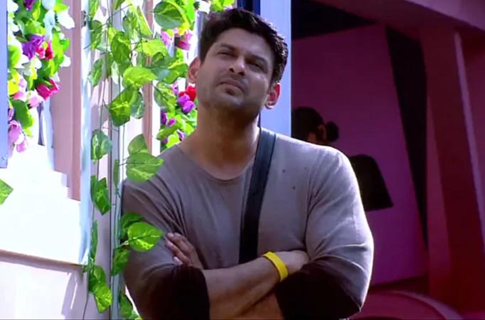 Siddharth Shukla hits another milestone; breaks the biggest record on internet