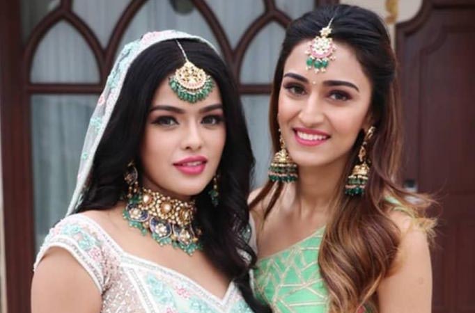 Erica Fernandes and Shubhaavi Choksey form Sonyaa Ayodhya's bride tribe!