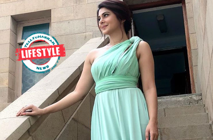 Jennifer Winget has the masses SMITTEN with her MONOCHROMATIC LOOKS... 