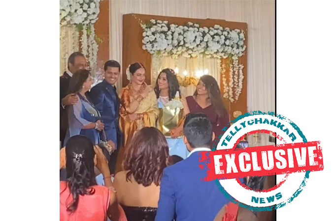 EXCLUSIVE! #NeilKiAish: BTown's Diva Rekha graces Neil Bhatt and Aishwarya Sharma's Reception in Mumbai; Aishwarya's reaction is