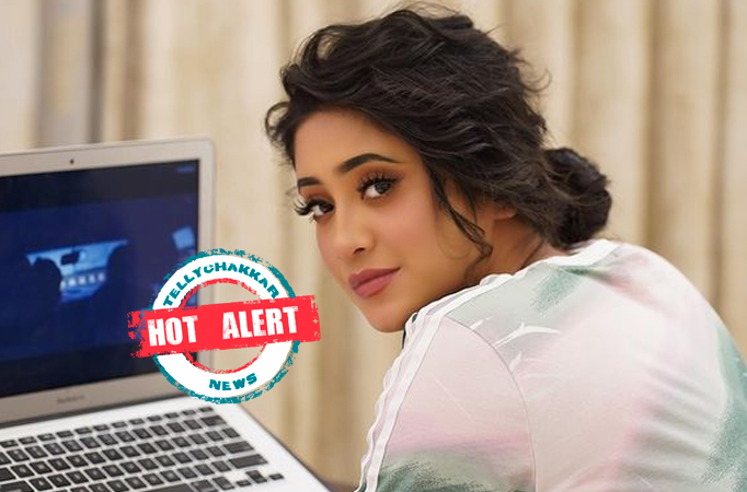 Hot Alert! Shivangi Joshi's hairdo is an easy D.I.Y. for any occasion