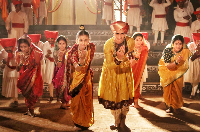 Venkatesh Pande helps Aarohi Patel ace the Powada dance for the Peshwa Coronation Scene in Kashibai Bajirao Ballal