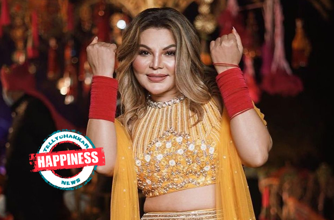 HAPPINESS: Rakhi Sawant engages in a noble cause - distributes food among the less privileged! 