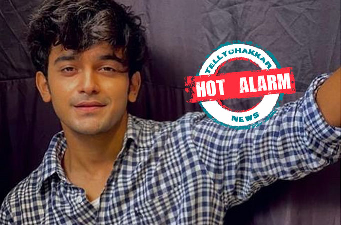 HOT ALARM! Pravisht Mishra looks unrecognizable in these character transformations