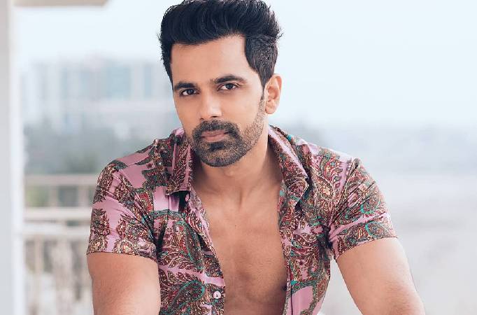 Anuj Sachdeva believes in Method Acting.!! 