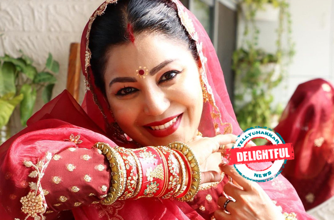 Delightful! Debina Bonnerjee looks stunning in her Godh-Bharayi pictures in Bengali attire!