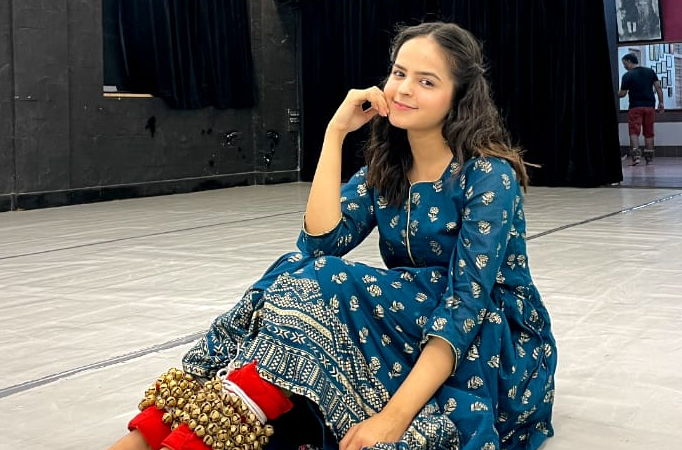 Palak Sindhwani begins with her Kathak classes shares pictures on instagram, says "I always wanted to learn this artform since I
