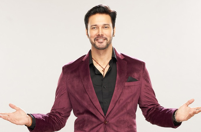 Rajniesh Duggall goes extra mile to get into the skin of Rajeev’s character for Zee TV’s Sanjog