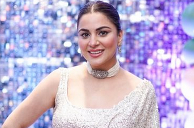 Shraddha Arya of Kundali Bhagya fat shamed by netizens for her latest reel, say, “aap weight loss karo apna…”