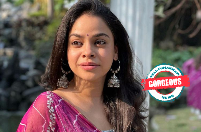 Gorgeous! Check out these beautiful sarees worn by Sumona Chakravarti