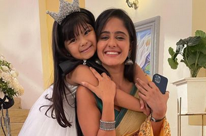 Who is This ADORABLE Marathi Porgi on the sets of Ghum Hai Kisikey Pyaar Meiin? Check out