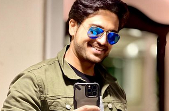 Fans of Gaurav Khanna shower love on him for THIS reason