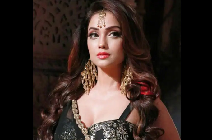 This is what Shesha aka Adaa Khan is upto after Betraying Prarthana on Naagin 6, check out