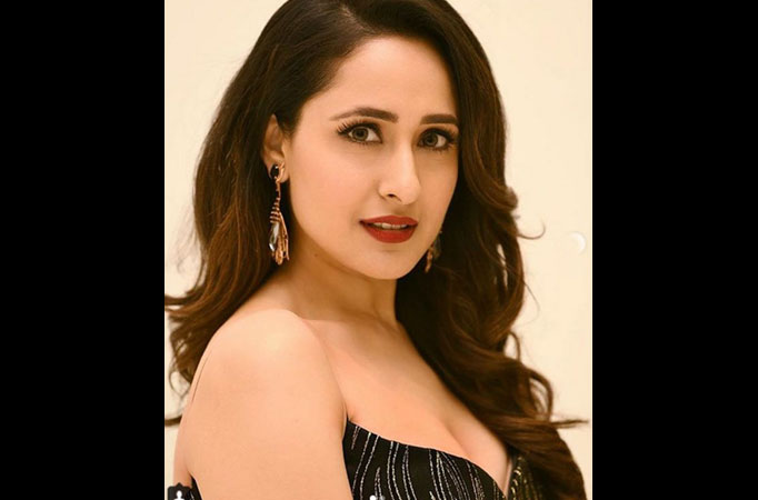 Wow! Check out these chic looks of Pragya Jaiswal