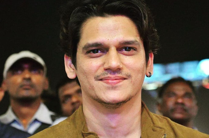 Handsome! Vijay Varma looks super dapper in these pictures, take a look