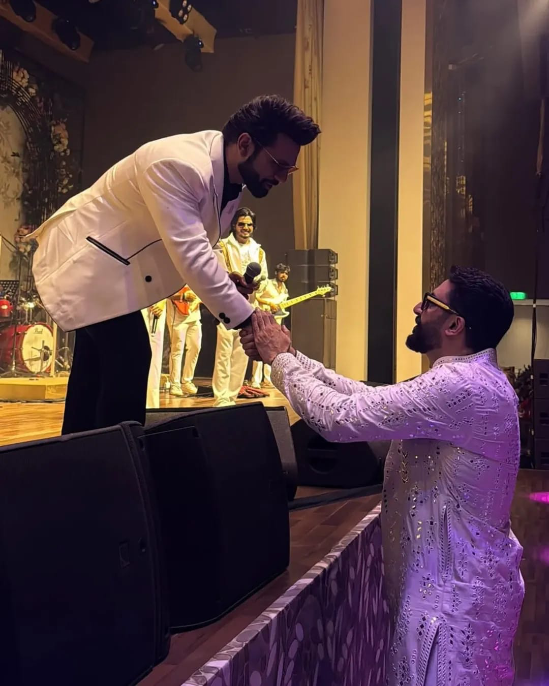 Rahul Vaidya, Abhishek Bachchan, Aishwarya Rai pic 1